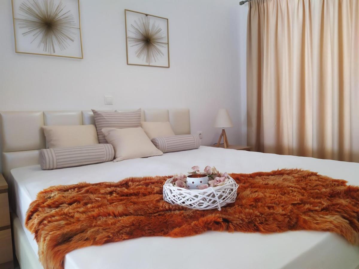 Aronis Apartments Benitses  Exterior foto
