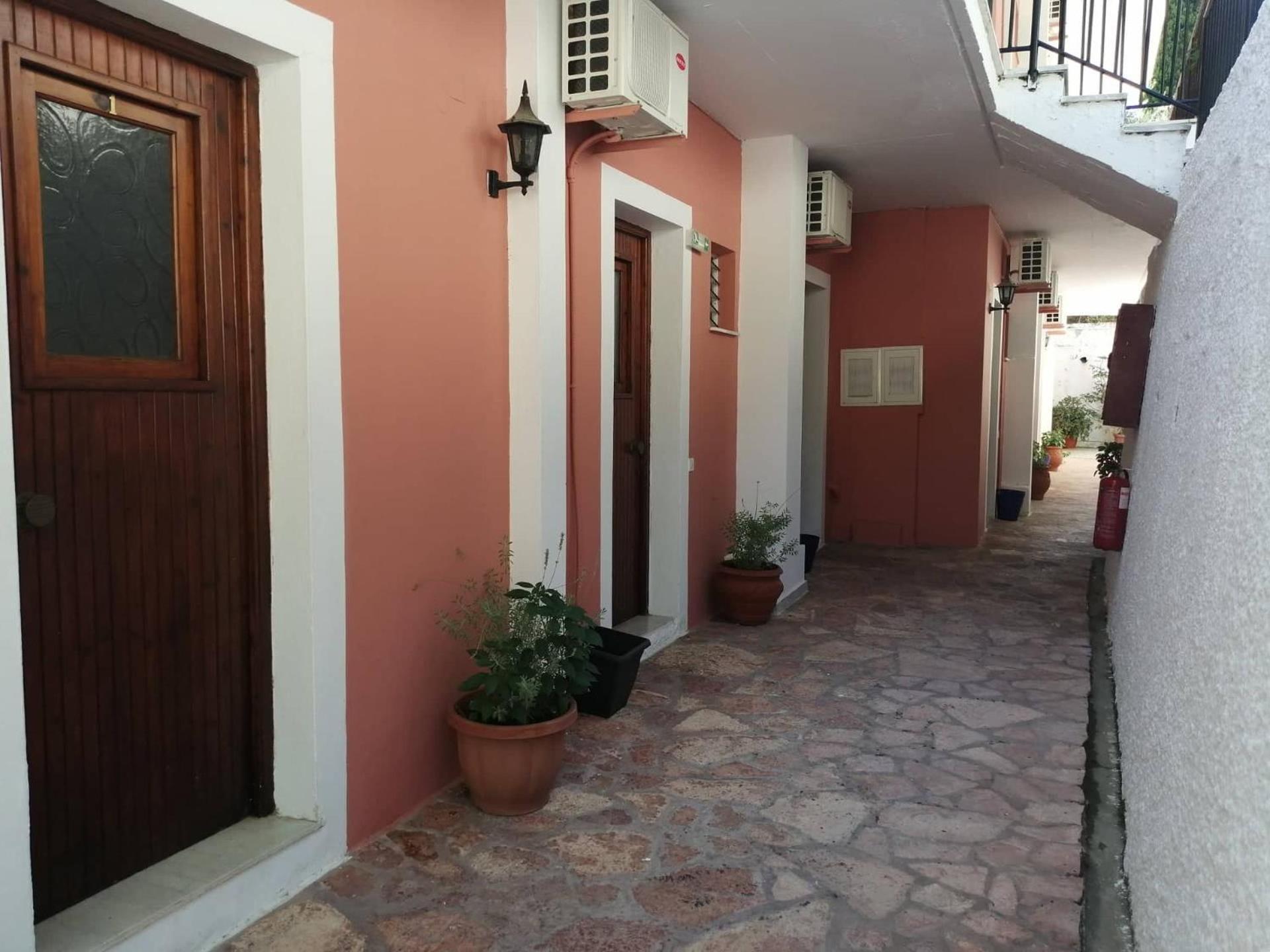 Aronis Apartments Benitses  Exterior foto