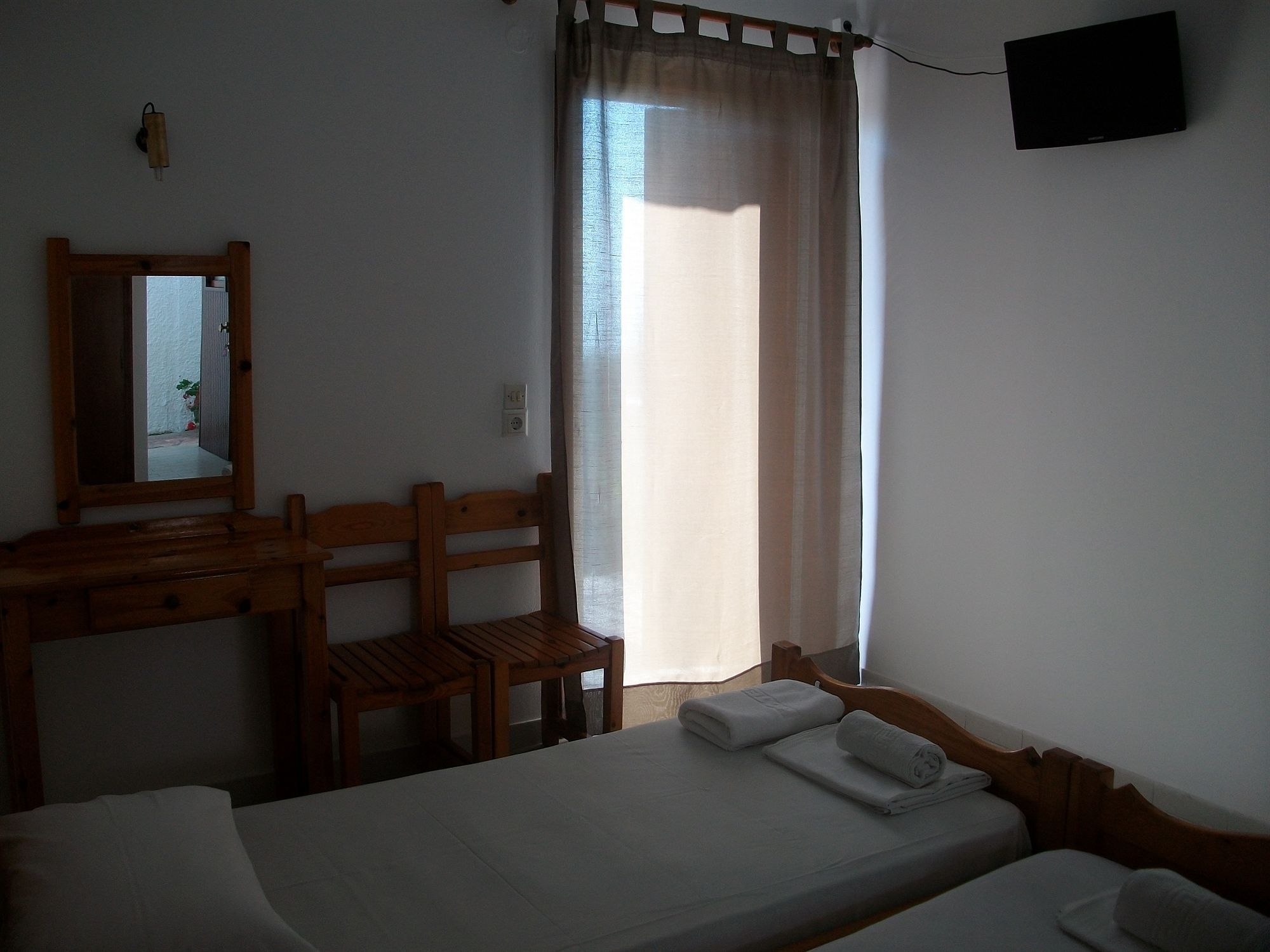 Aronis Apartments Benitses  Exterior foto