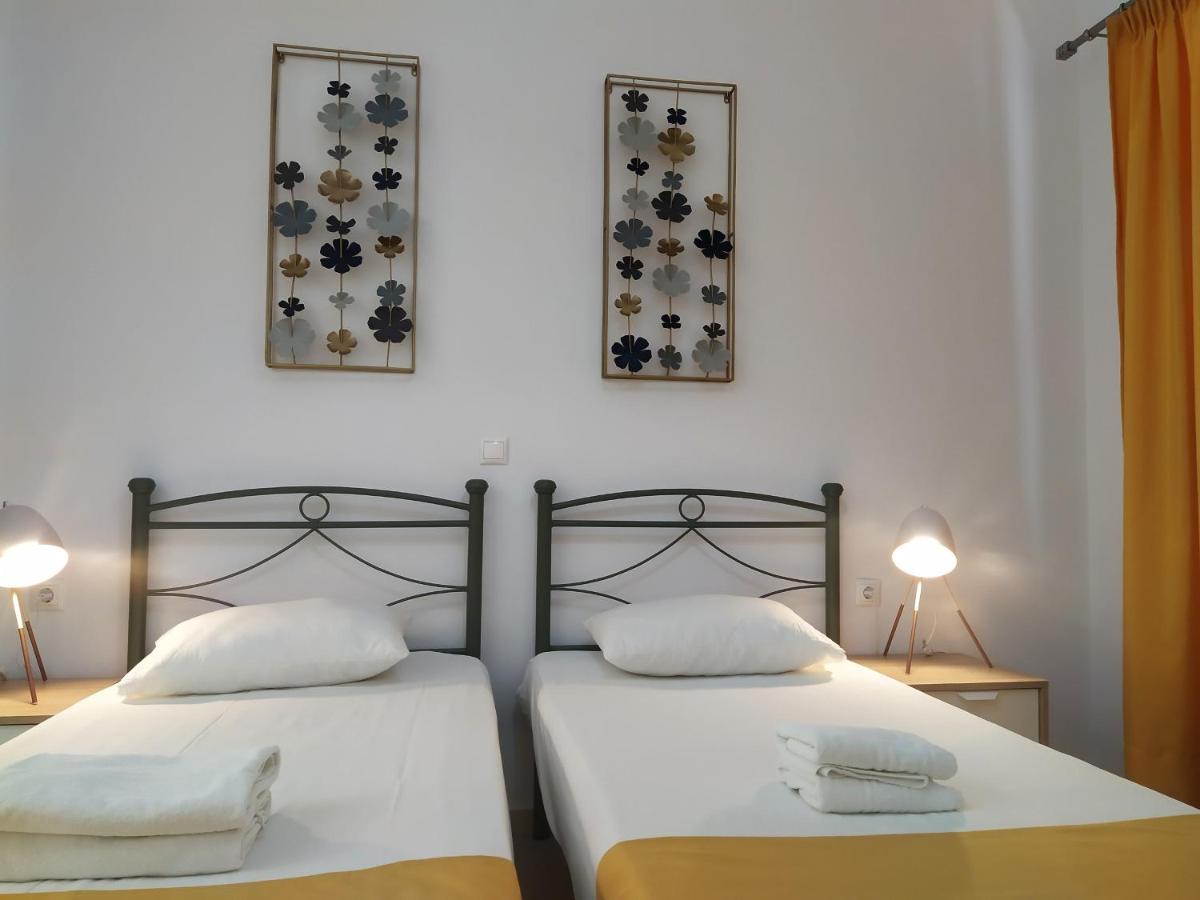Aronis Apartments Benitses  Exterior foto